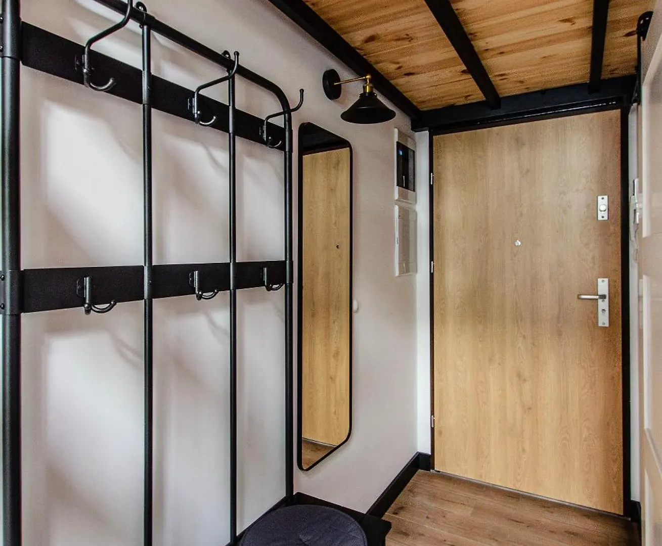 Loft City Center Apartments- Parking, Wifi, 24H Check-In Вроцлав